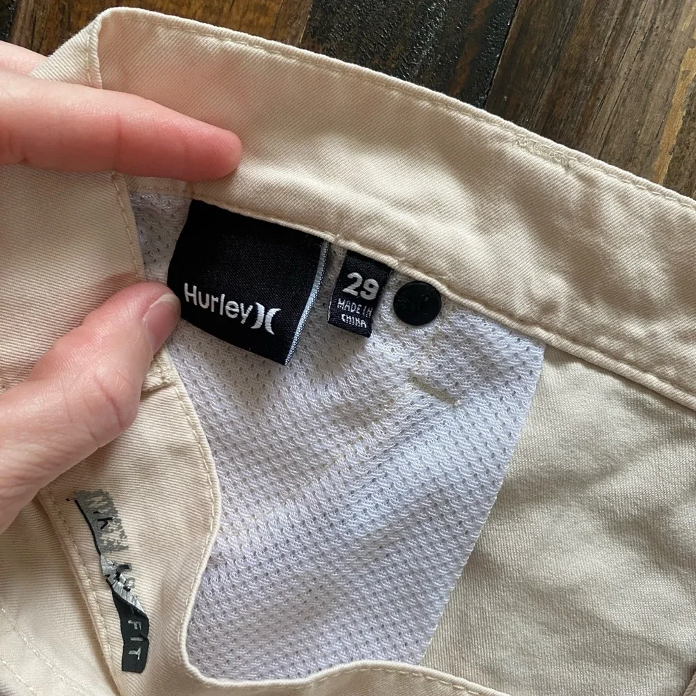 Hurley Nike dri-fit Cream Shorts - Picture 4 of 5
